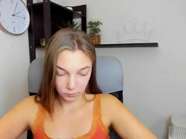 Live sex webcam photo for EmillyExtasy #276674930