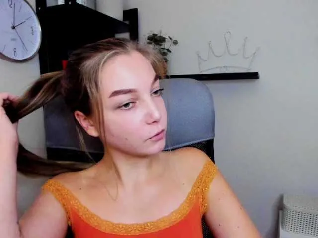 Live sex webcam photo for EmillyExtasy #276709470