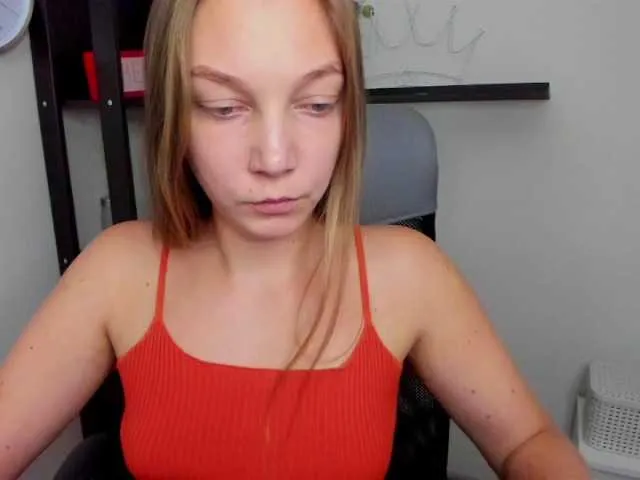 Live sex webcam photo for EmillyExtasy #276718497