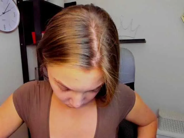Live sex webcam photo for EmillyExtasy #276751643