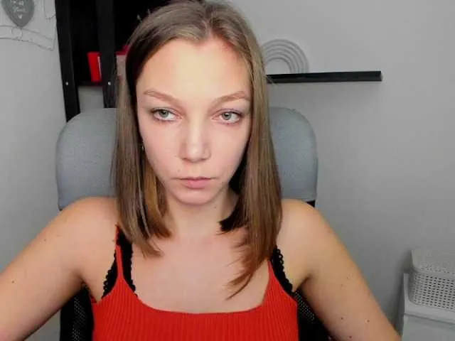 Live sex webcam photo for EmillyExtasy #277334092