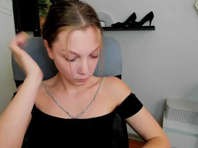 Live sex webcam photo for EmillyExtasy #277689568