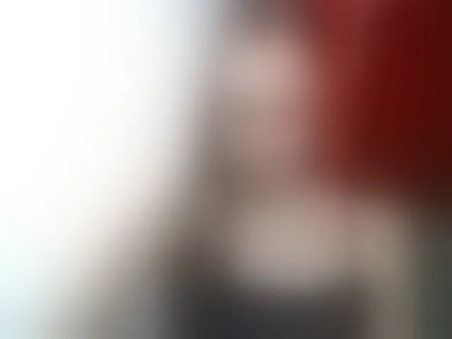 Live sex webcam photo for EmillyExtasy #292753619