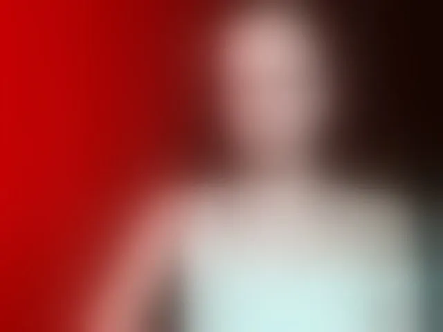 Live sex webcam photo for EmillyExtasy #292756481