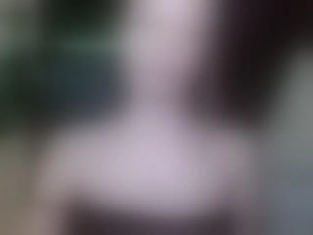 Live sex webcam photo for EmillyExtasy #293318831