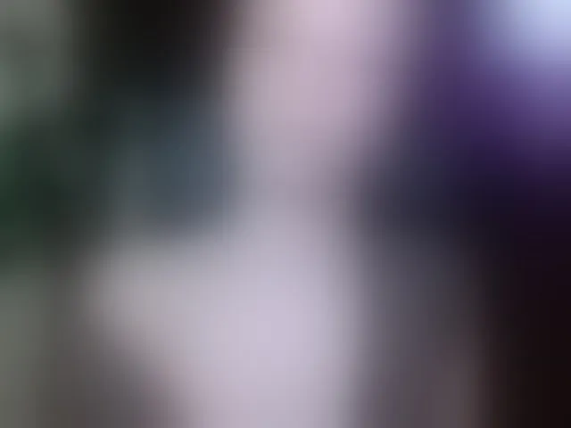 Live sex webcam photo for EmillyExtasy #293403354
