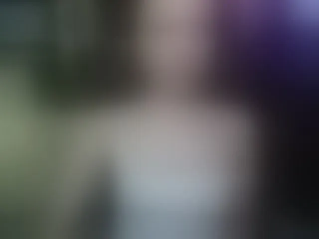 Live sex webcam photo for EmillyExtasy #293647215