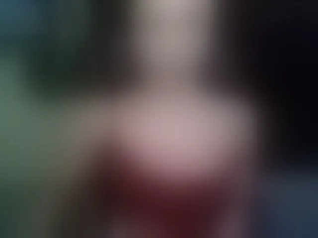 Live sex webcam photo for EmillyExtasy #293831766