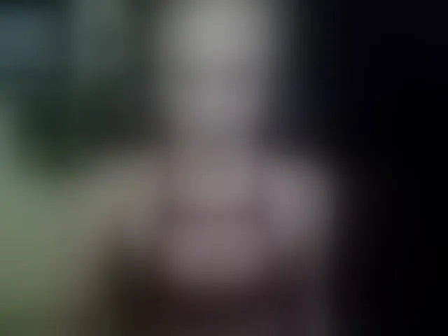 Live sex webcam photo for EmillyExtasy #294040565