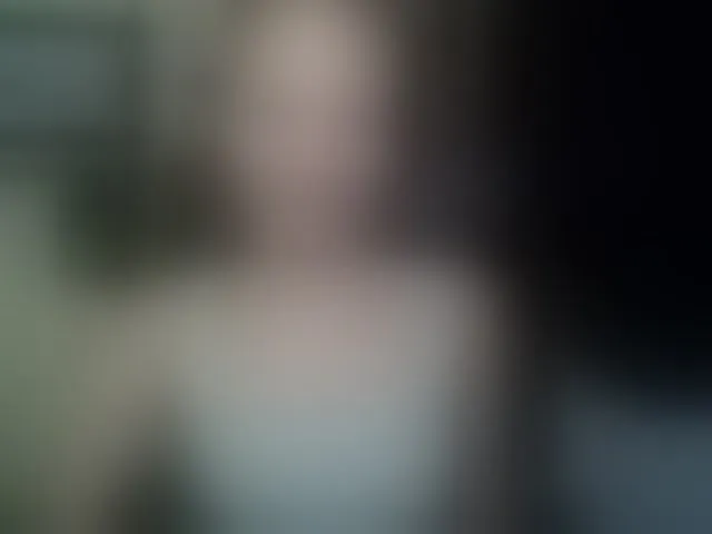 Live sex webcam photo for EmillyExtasy #294243770
