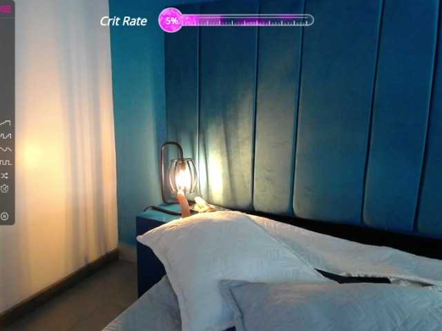 Live sex webcam photo for Emily--Ferrer #275737015