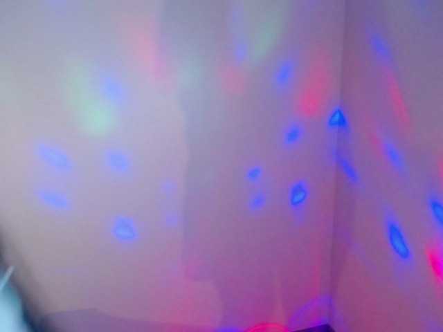 Live sex webcam photo for Emily--Ferrer #276032071