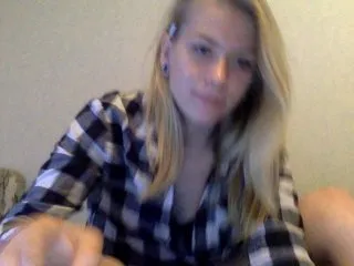 Live sex webcam photo for Emily-Green #120410511