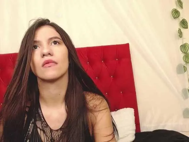 Live sex webcam photo for Emily-sc #273841112