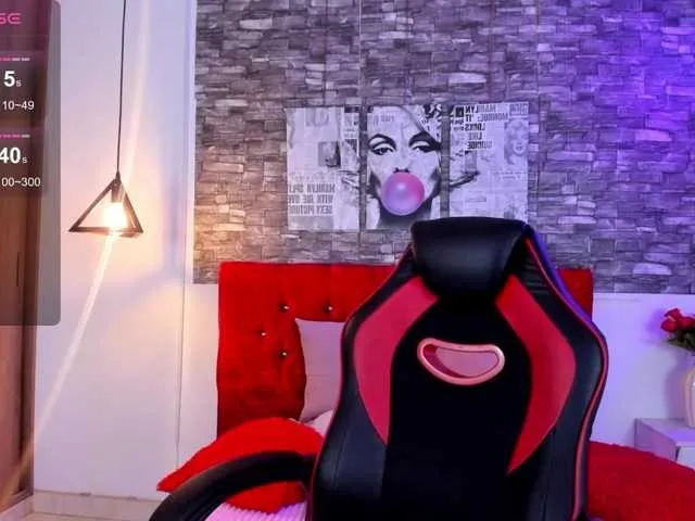 Live sex webcam photo for Emily-sc #291098886