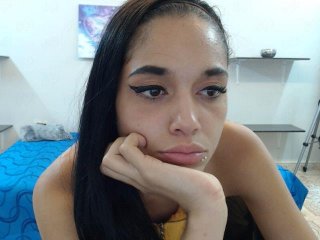 Live sex webcam photo for EmilyDallas #143660049