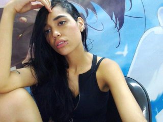 Live sex webcam photo for EmilyDallas #149460688