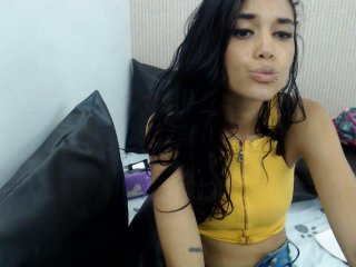 Live sex webcam photo for EmilyDallas #154967035