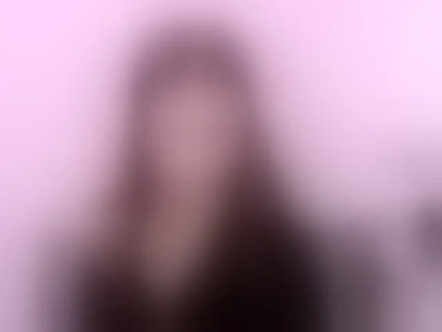 Live sex webcam photo for EmilyDirty #293566153