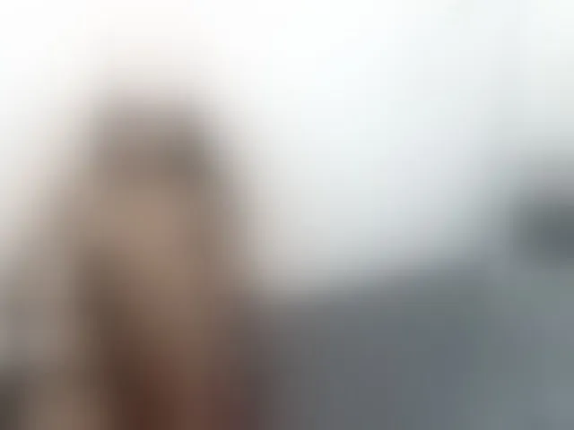 Live sex webcam photo for EmilyFoxy #275501996