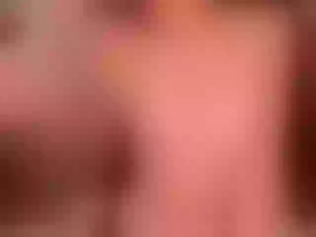 Live sex webcam photo for EmilyGraham #272813040