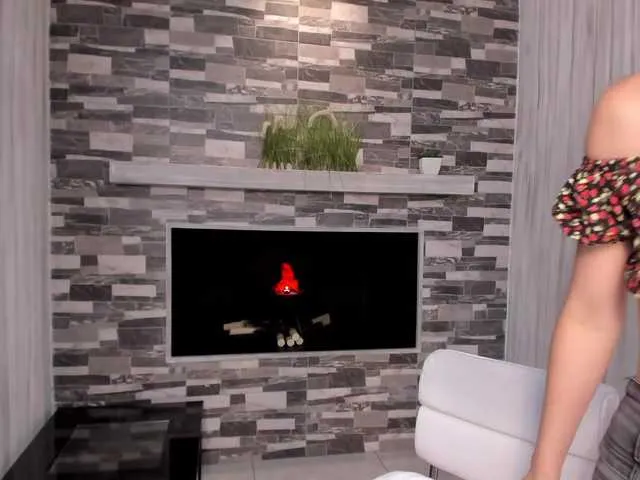 Live sex webcam photo for EmilyGraham #273023773