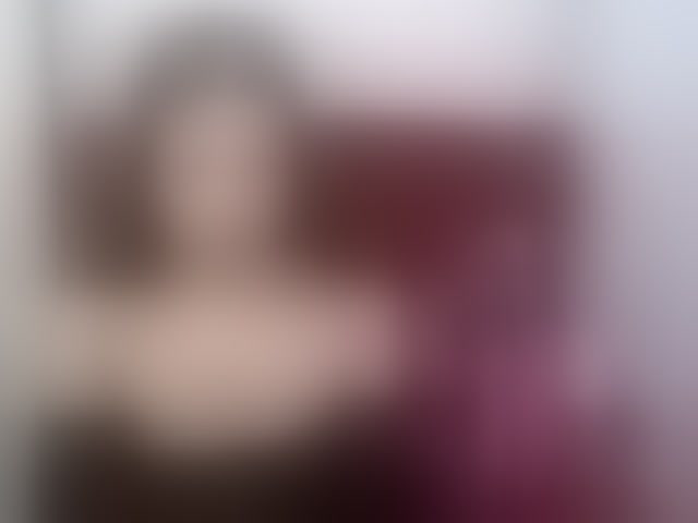 Live sex webcam photo for EmilyHoney #294248864