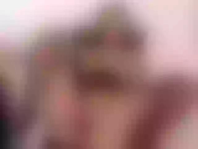 Live sex webcam photo for EmilyJhons #290876343