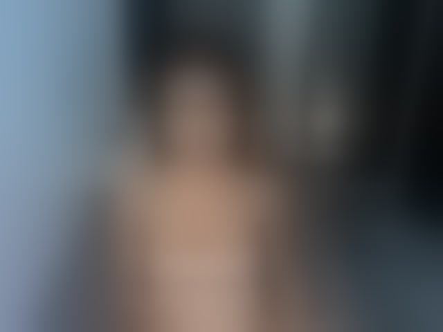 Live sex webcam photo for EmilyLunaa #294328424