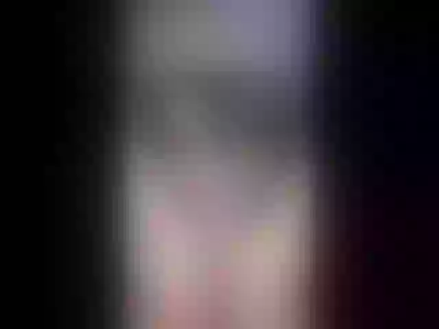 Live sex webcam photo for EmilyMerbu #277939052