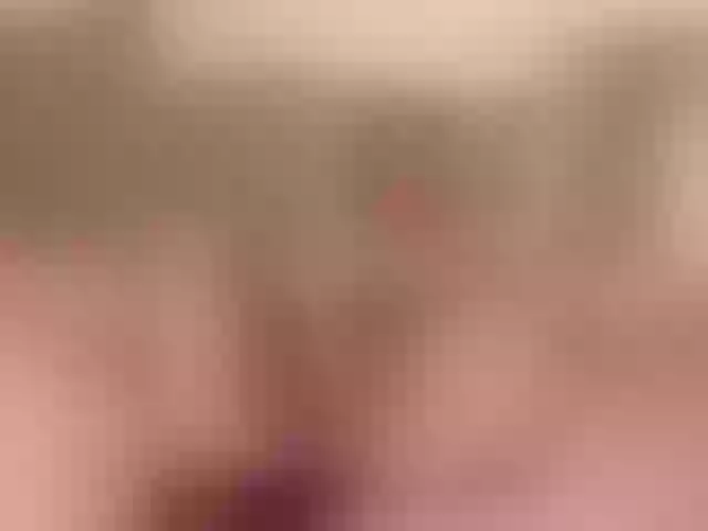Live sex webcam photo for EmilyMerbu #282237479