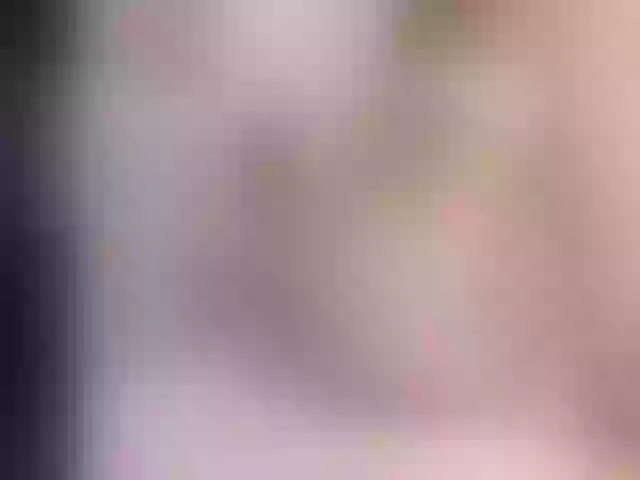 Live sex webcam photo for EmilyMerbu #284349184