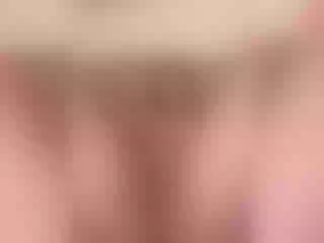 Live sex webcam photo for EmilyMerbu #285829804