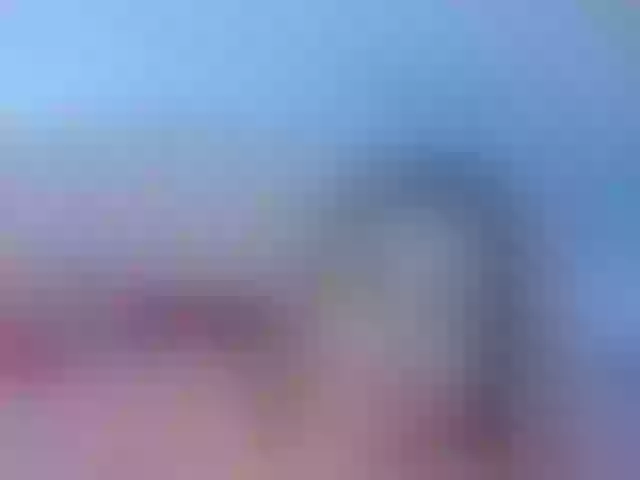 Live sex webcam photo for EmilyMerbu #292090394