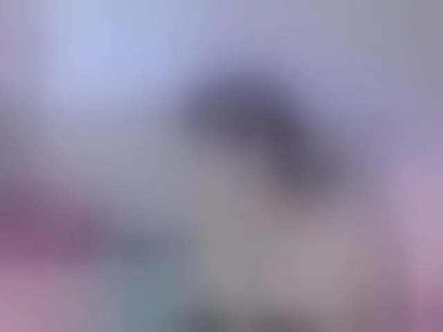 Live sex webcam photo for EmilyMerbu #293509829