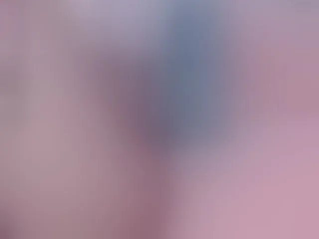 Live sex webcam photo for EmilyMerbu #293517347