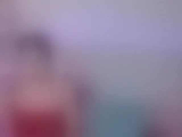 Live sex webcam photo for EmilyMerbu #293531215