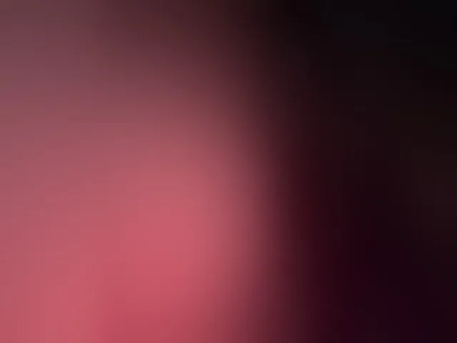 Live sex webcam photo for EmilyMerbu #293536402