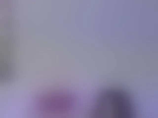 Live sex webcam photo for EmilyMerbu #293657632