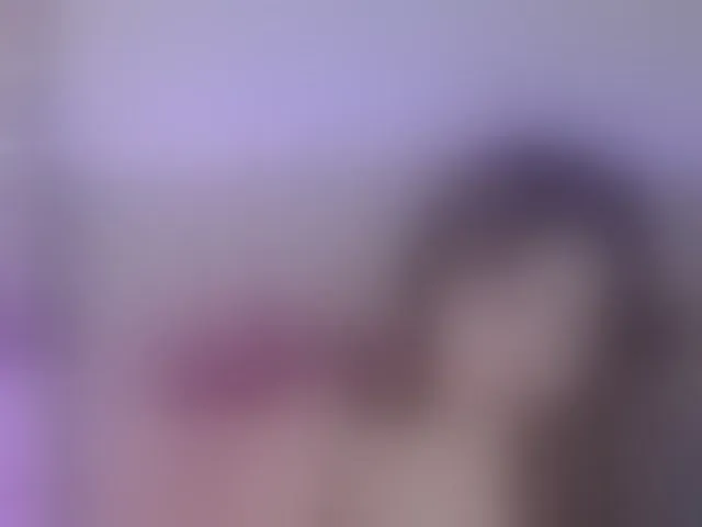 Live sex webcam photo for EmilyMerbu #293665717