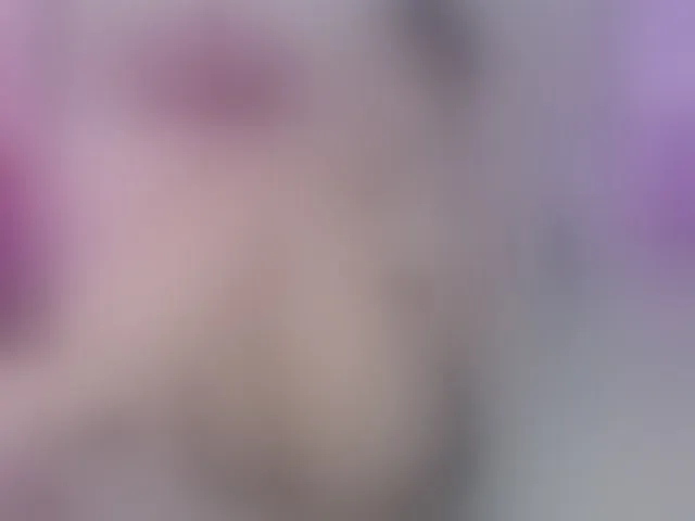 Live sex webcam photo for EmilyMerbu #293828194