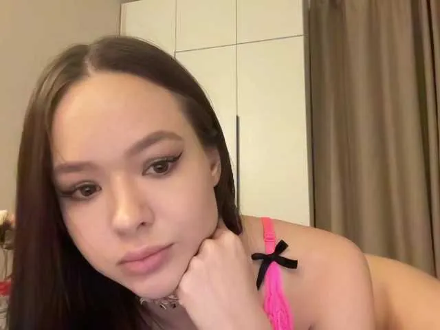 Live sex webcam photo for EmilyPure #291000107