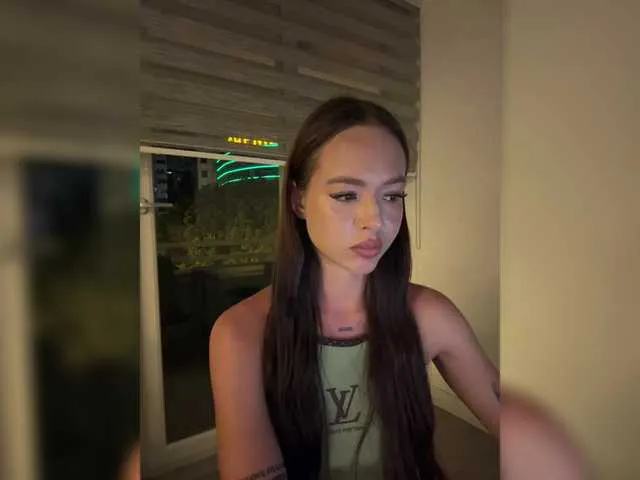 Live sex webcam photo for EmilyPure #291194303