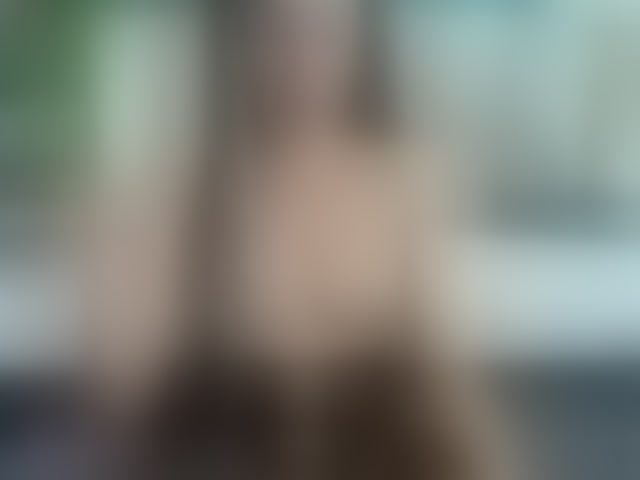 Live sex webcam photo for EmilyRank #294297845
