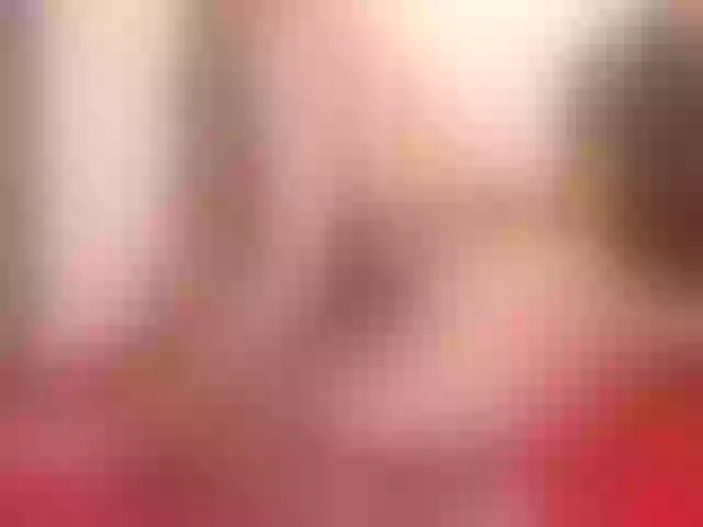 Live sex webcam photo for EmilyRosee1 #274054420
