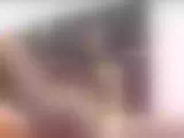 Live sex webcam photo for EmilyRosee1 #274353095