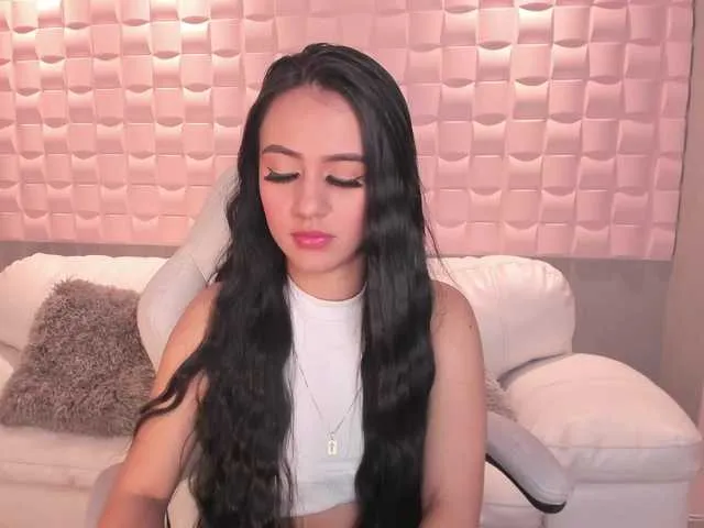 Live sex webcam photo for EmilySunder #272697795