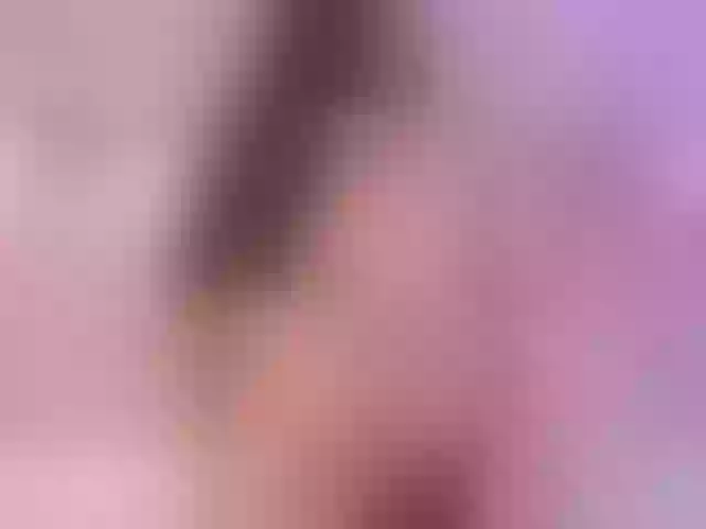 Live sex webcam photo for EmilySunder #273734690