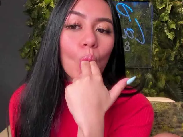 Live sex webcam photo for EmilySunder #274465709