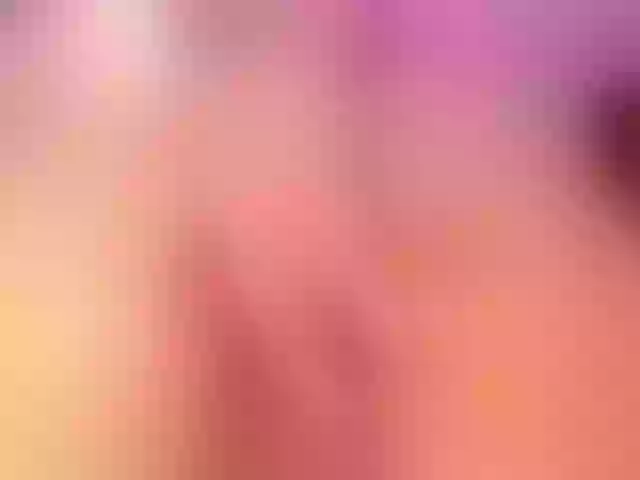 Live sex webcam photo for EmilySunder #274580232